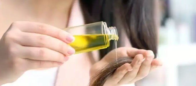 Cara Meluruskan Rambut Dengan Minyak Zaitun